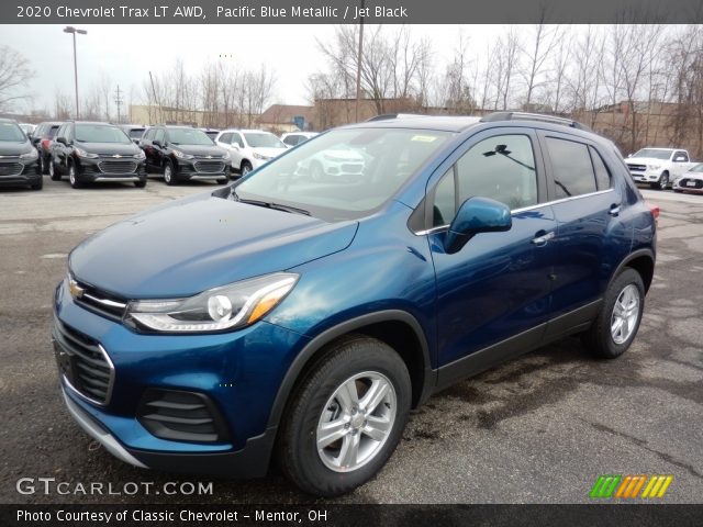 2020 Chevrolet Trax LT AWD in Pacific Blue Metallic
