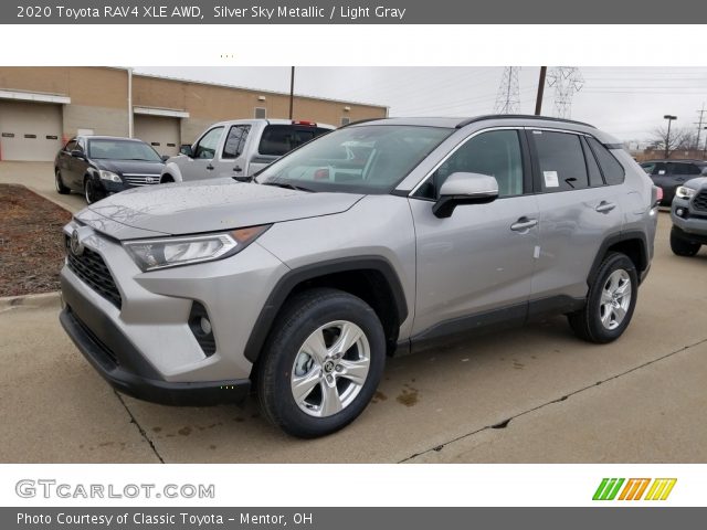 2020 Toyota RAV4 XLE AWD in Silver Sky Metallic