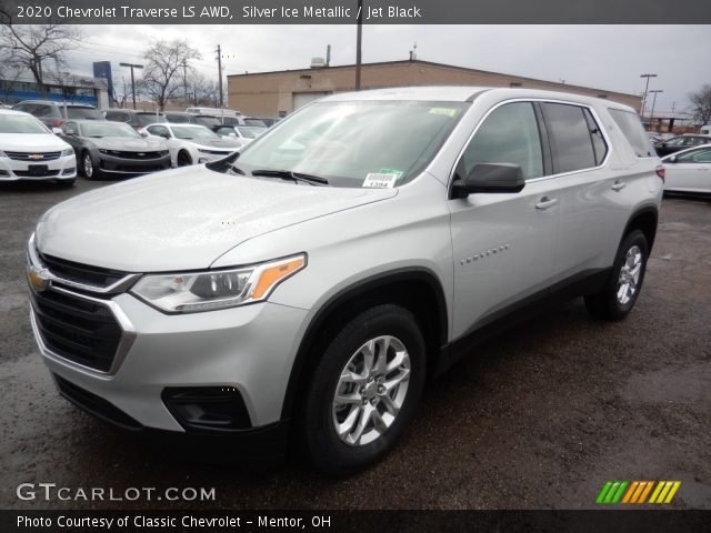 2020 Chevrolet Traverse LS AWD in Silver Ice Metallic