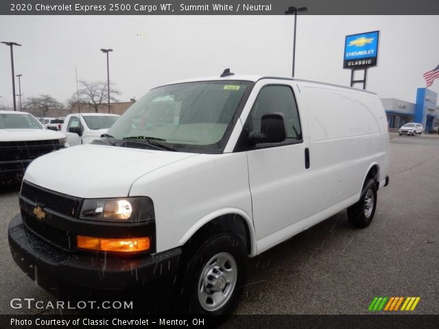 2020 Chevrolet Express 2500 Cargo WT in Summit White