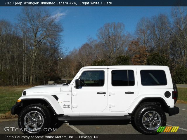 2020 Jeep Wrangler Unlimited Sahara 4x4 in Bright White