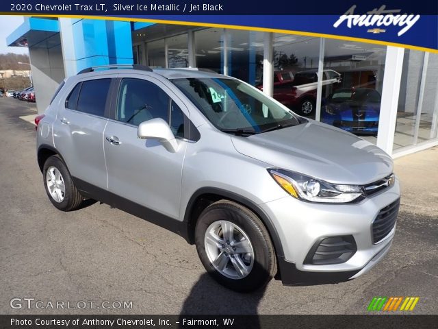2020 Chevrolet Trax LT in Silver Ice Metallic