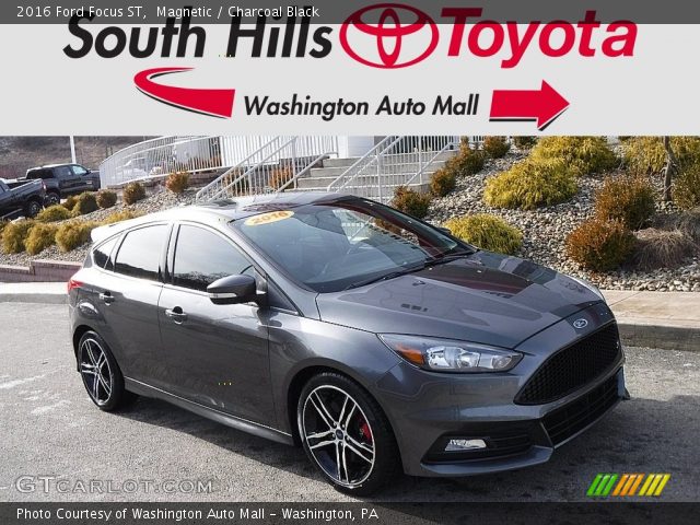 2016 Ford Focus ST in Magnetic