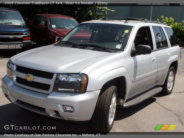 2009 Chevrolet TrailBlazer LT 4x4 in Silver Ice Metallic