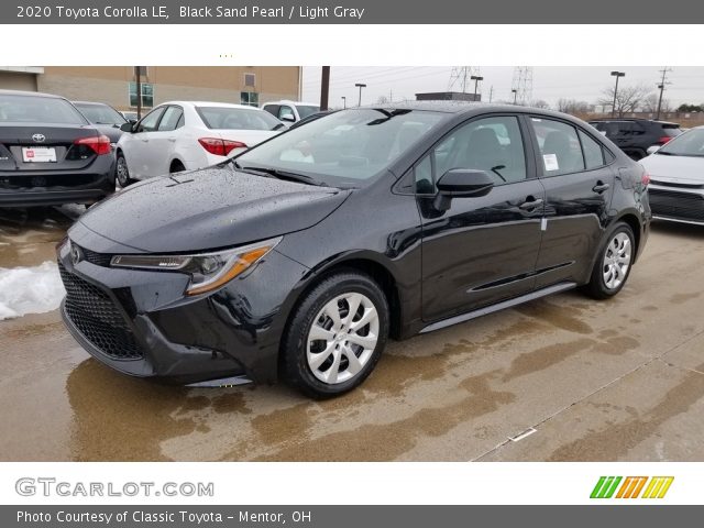 2020 Toyota Corolla LE in Black Sand Pearl