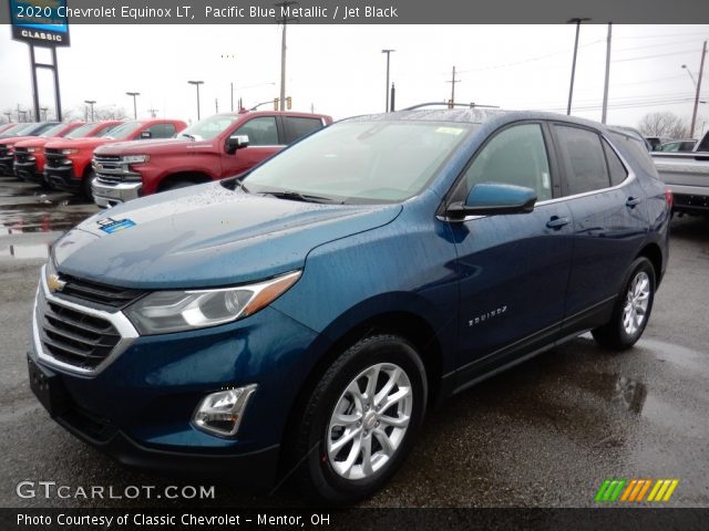 2020 Chevrolet Equinox LT in Pacific Blue Metallic