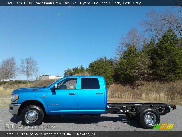 2020 Ram 3500 Tradesman Crew Cab 4x4 in Hydro Blue Pearl