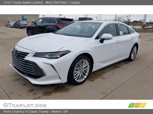 2020 Toyota Avalon Limited in Wind Chill Pearl
