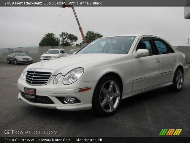 2009 Mercedes-Benz E 350 Sedan in Arctic White