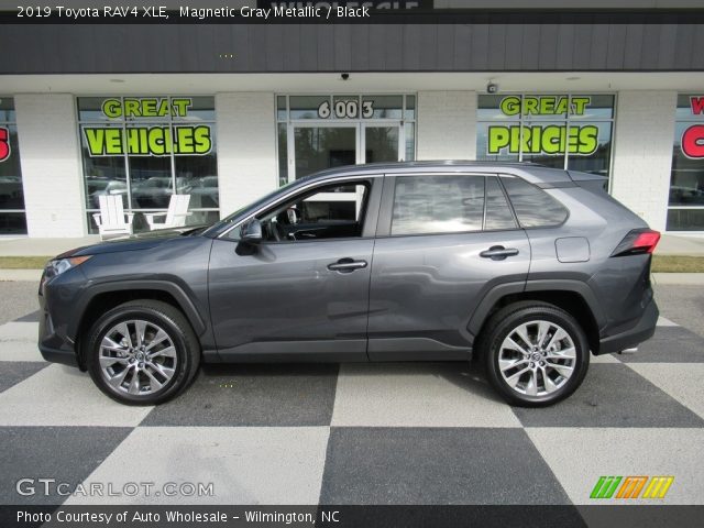 2019 Toyota RAV4 XLE in Magnetic Gray Metallic