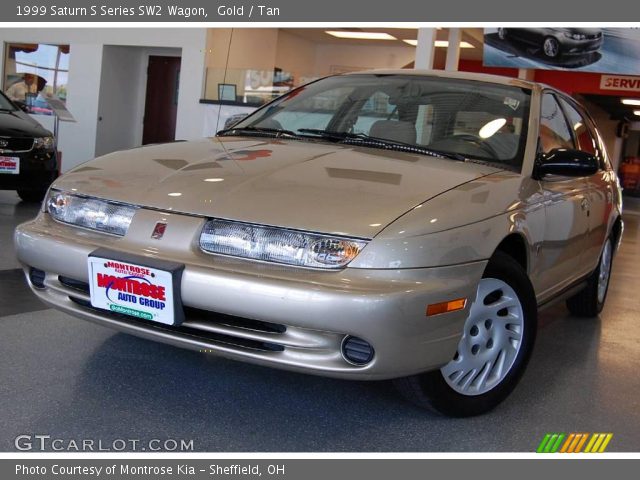 1999 Saturn S Series SW2 Wagon in Gold