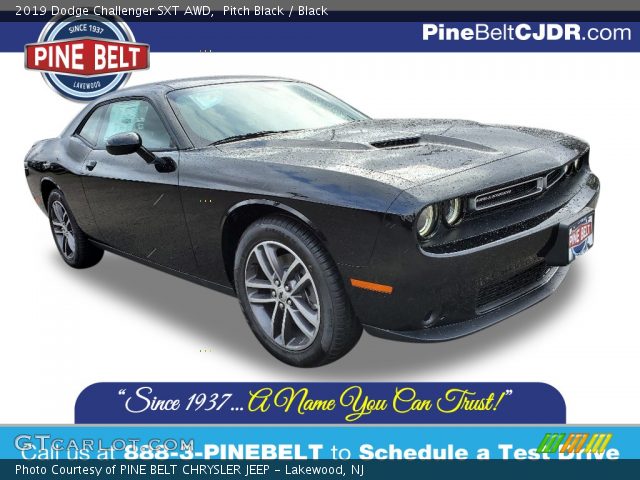 2019 Dodge Challenger SXT AWD in Pitch Black