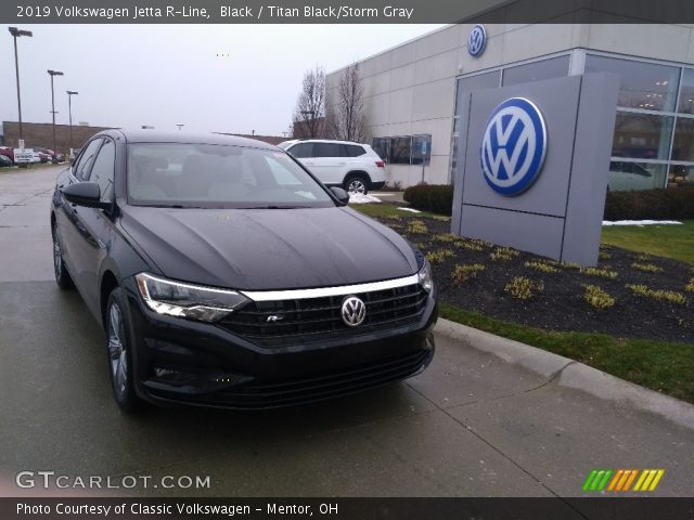 2019 Volkswagen Jetta R-Line in Black