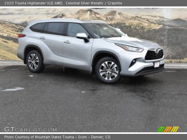 2020 Toyota Highlander XLE AWD in Celestial Silver Metallic