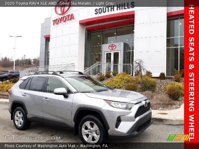 2020 Toyota RAV4 XLE AWD in Silver Sky Metallic