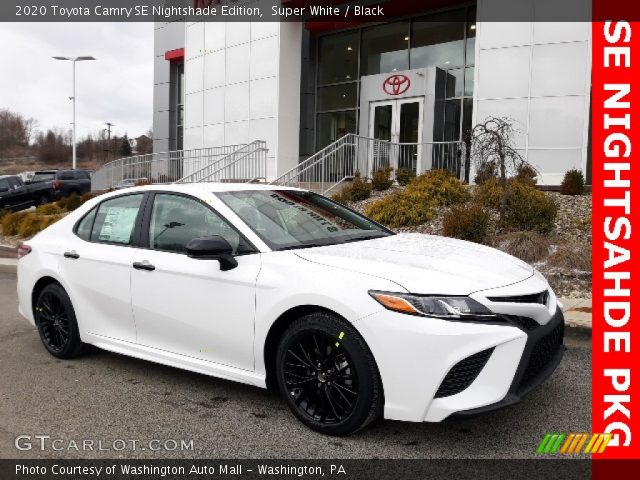2020 Toyota Camry SE Nightshade Edition in Super White