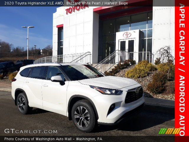 2020 Toyota Highlander XLE AWD in Blizzard White Pearl