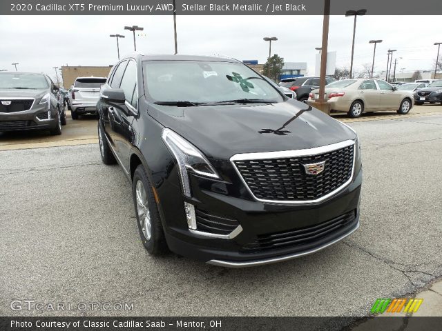 2020 Cadillac XT5 Premium Luxury AWD in Stellar Black Metallic