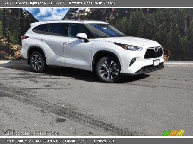 2020 Toyota Highlander XLE AWD in Blizzard White Pearl