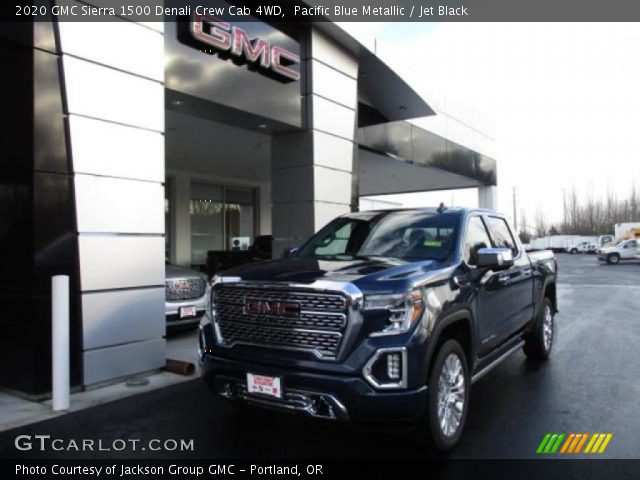 2020 GMC Sierra 1500 Denali Crew Cab 4WD in Pacific Blue Metallic