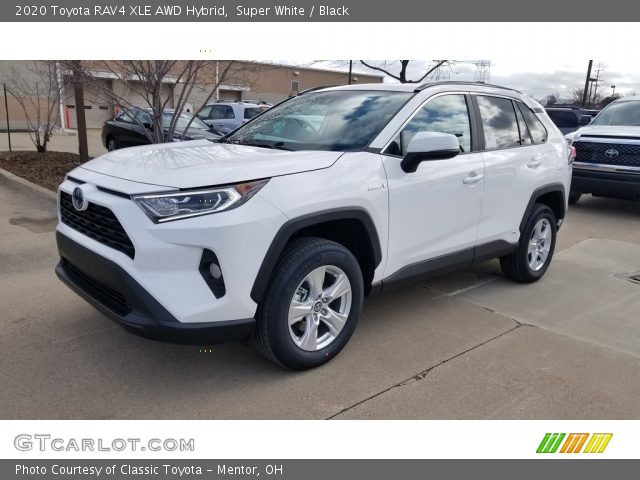 2020 Toyota RAV4 XLE AWD Hybrid in Super White