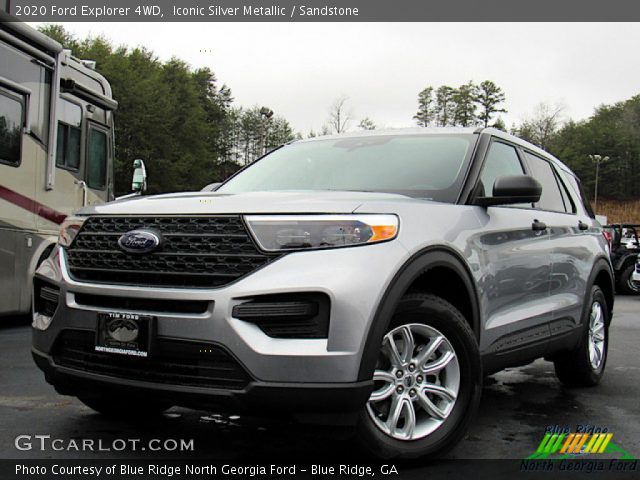 2020 Ford Explorer 4WD in Iconic Silver Metallic