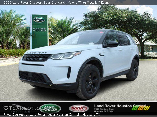 2020 Land Rover Discovery Sport Standard in Yulong White Metallic