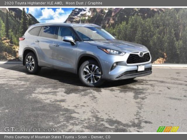 2020 Toyota Highlander XLE AWD in Moon Dust