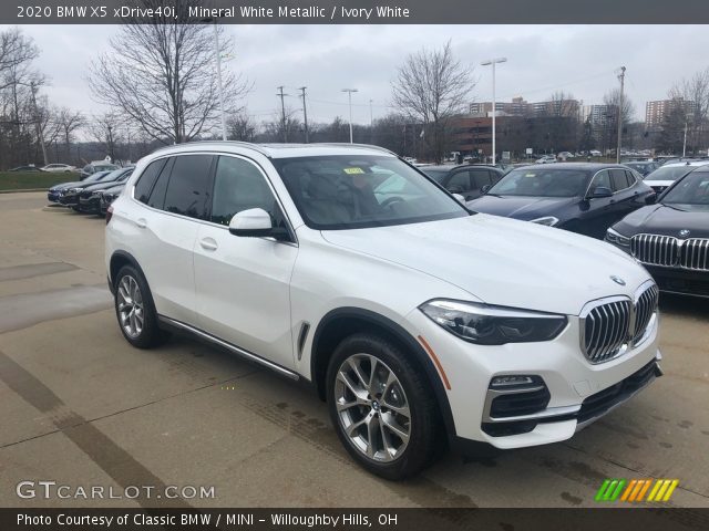 2020 BMW X5 xDrive40i in Mineral White Metallic