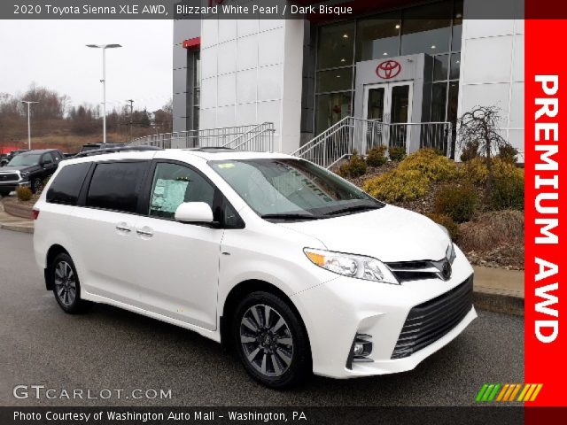 2020 Toyota Sienna XLE AWD in Blizzard White Pearl