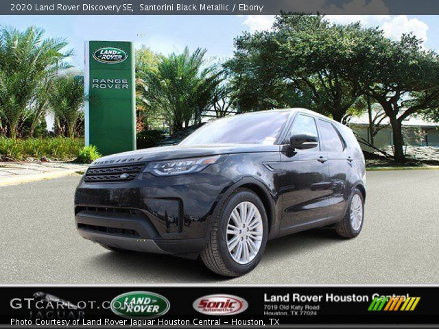 2020 Land Rover Discovery SE in Santorini Black Metallic