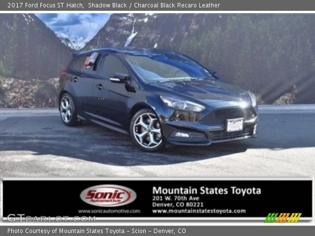 2017 Ford Focus ST Hatch in Shadow Black