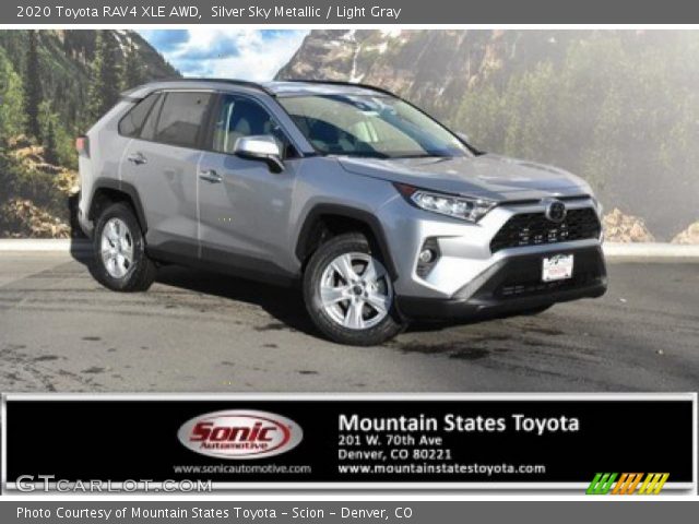 2020 Toyota RAV4 XLE AWD in Silver Sky Metallic