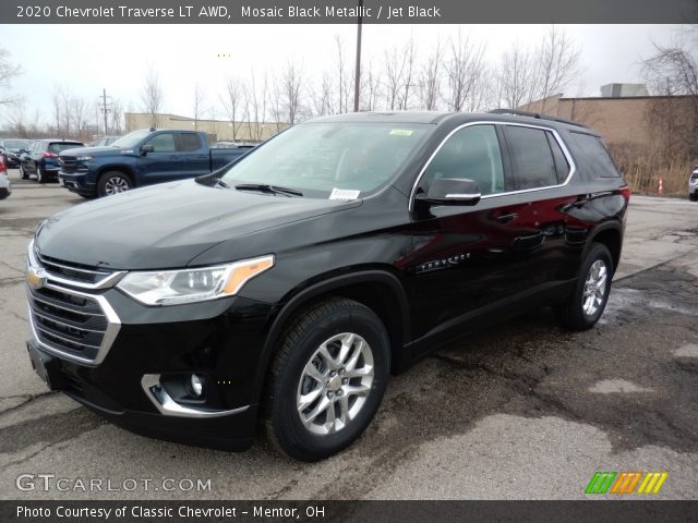 2020 Chevrolet Traverse LT AWD in Mosaic Black Metallic