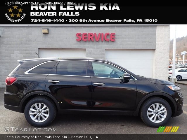 2020 Kia Sorento LX in Ebony Black