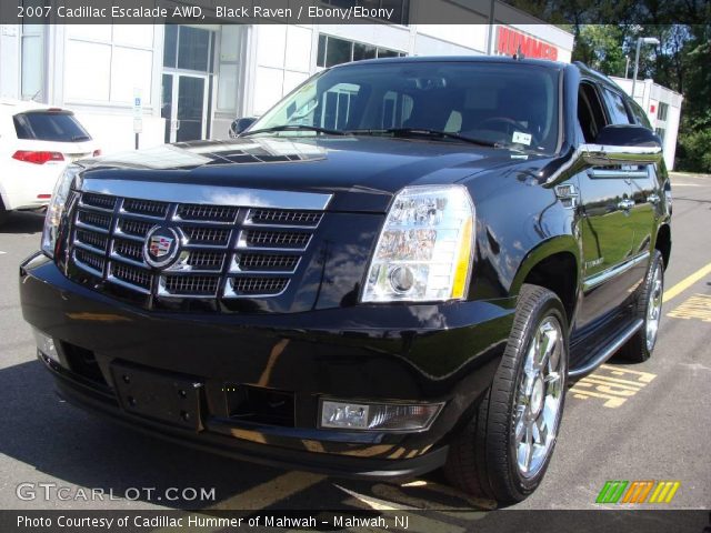 2007 Cadillac Escalade AWD in Black Raven