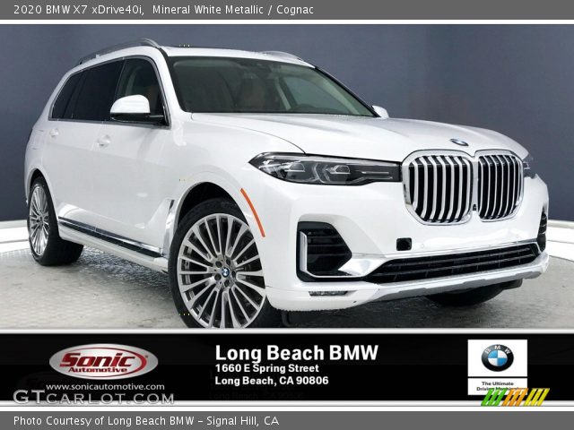 2020 BMW X7 xDrive40i in Mineral White Metallic