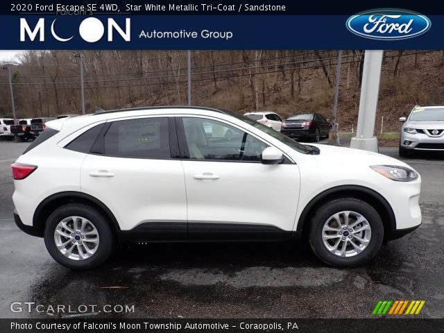 2020 Ford Escape SE 4WD in Star White Metallic Tri-Coat