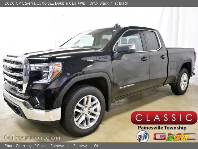 2020 GMC Sierra 1500 SLE Double Cab 4WD in Onyx Black