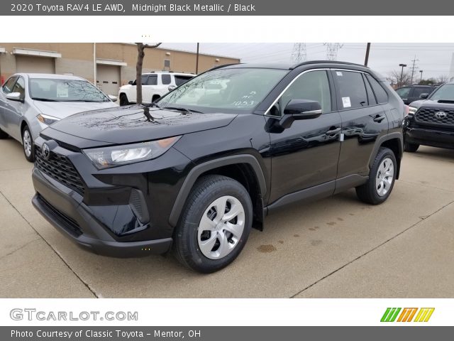 2020 Toyota RAV4 LE AWD in Midnight Black Metallic