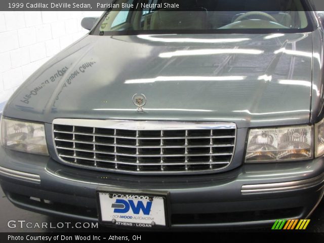1999 Cadillac DeVille Sedan in Parisian Blue