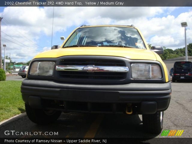 2002 Chevrolet Tracker ZR2 4WD Hard Top in Yellow