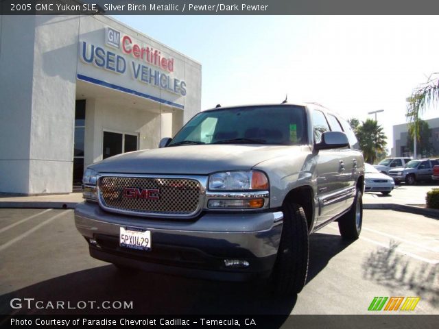 2005 GMC Yukon SLE in Silver Birch Metallic