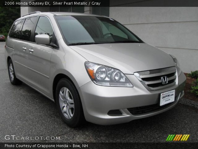 2006 Honda Odyssey EX in Silver Pearl Metallic