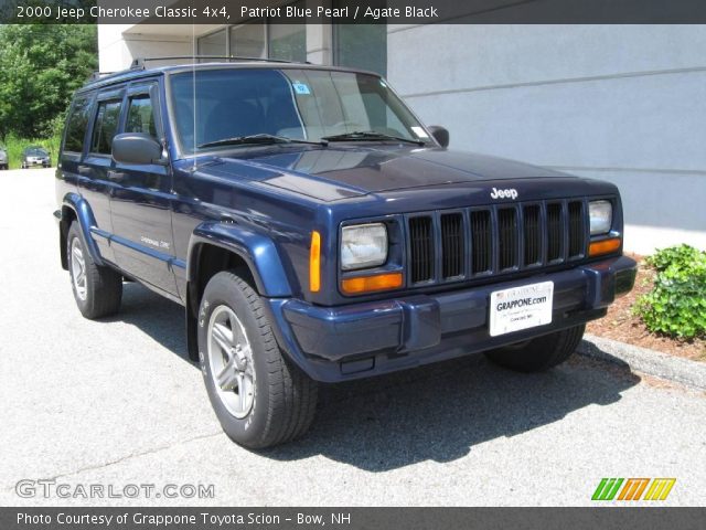 2000 Jeep Cherokee Classic 4x4 in Patriot Blue Pearl