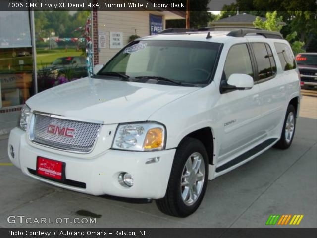2006 GMC Envoy XL Denali 4x4 in Summit White
