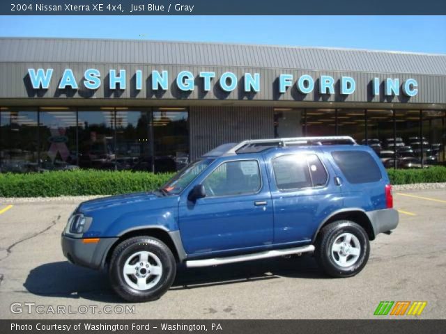 2004 Nissan Xterra XE 4x4 in Just Blue