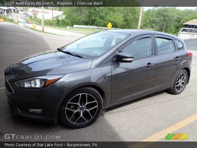2017 Ford Focus SEL Hatch in Magnetic