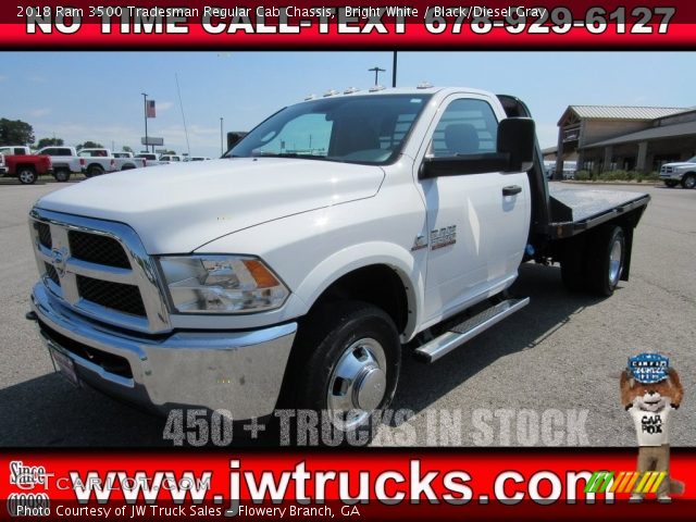 2018 Ram 3500 Tradesman Regular Cab Chassis in Bright White