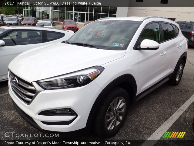 2017 Hyundai Tucson SE AWD in Dazzling White